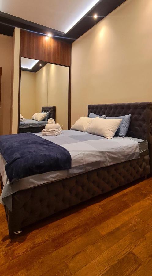 Lux Apartment In City Center Belgrado Exterior foto